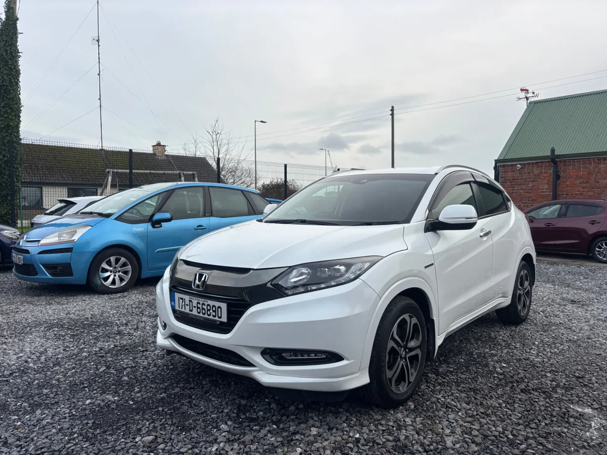 HONDA VEZEL 1.5 PETROL AUTO HYBRID *HUGH SPEC* - Image 1