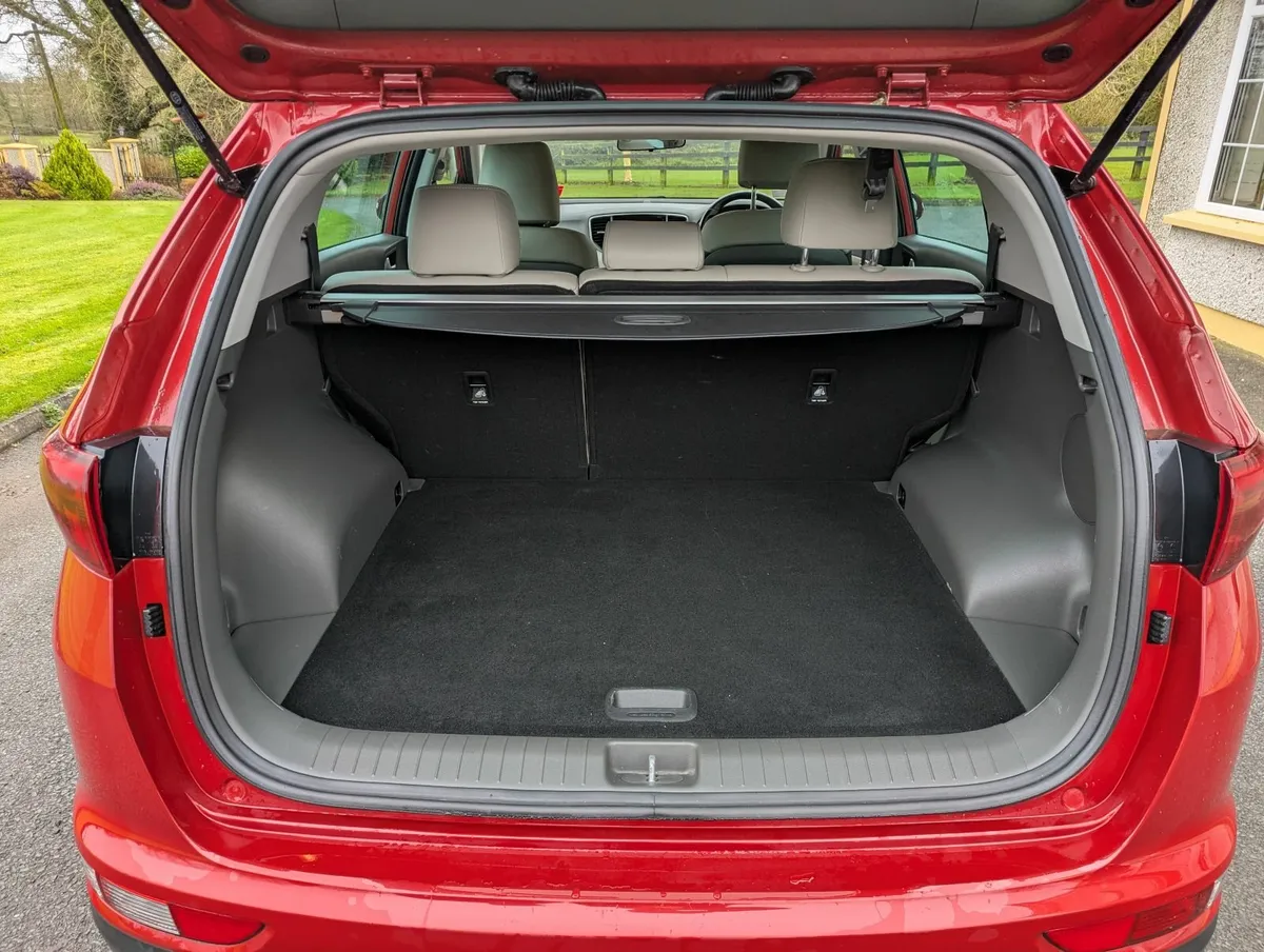 Kia Sportage 2017, 1.7 Diesel - Image 2