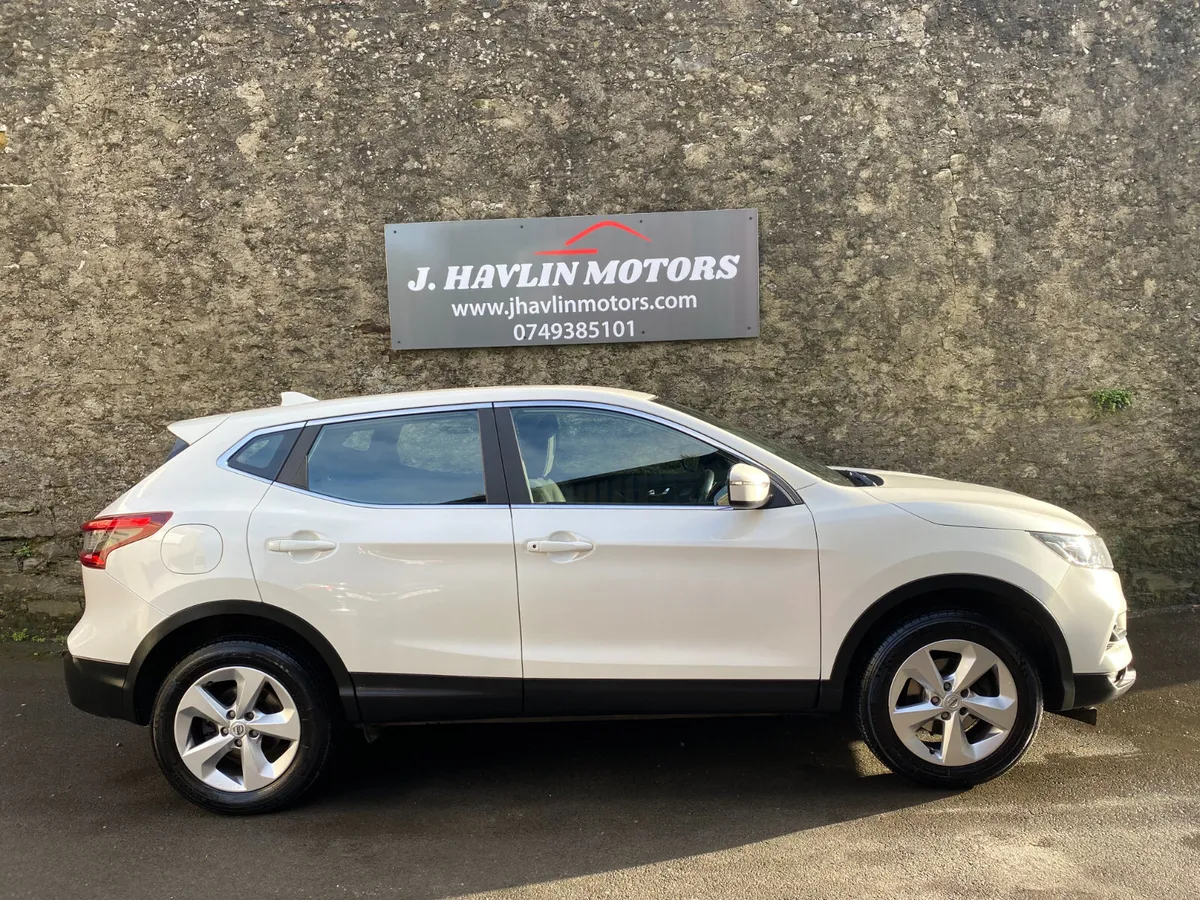 Mar 2019 Nissan Qashqai DCi Acenta Premium - Image 3