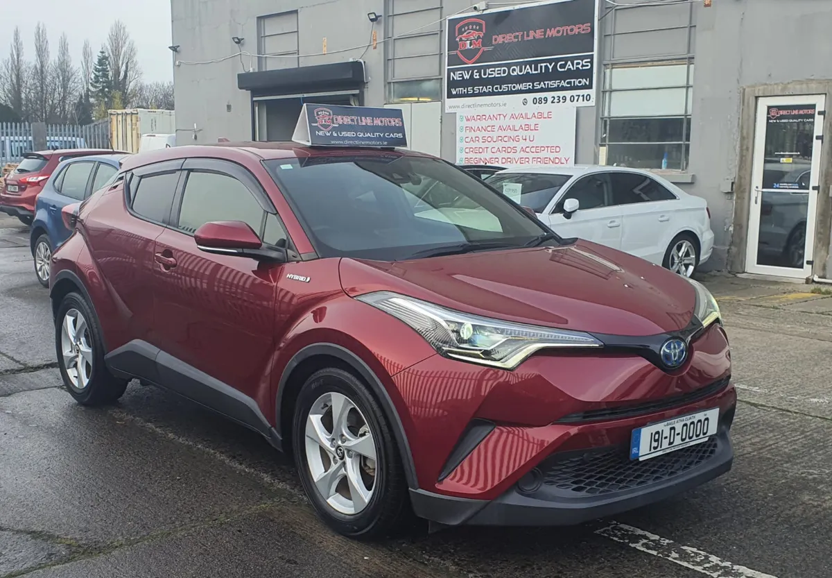 2019 Toyota CH-R S LED Auto - Image 1