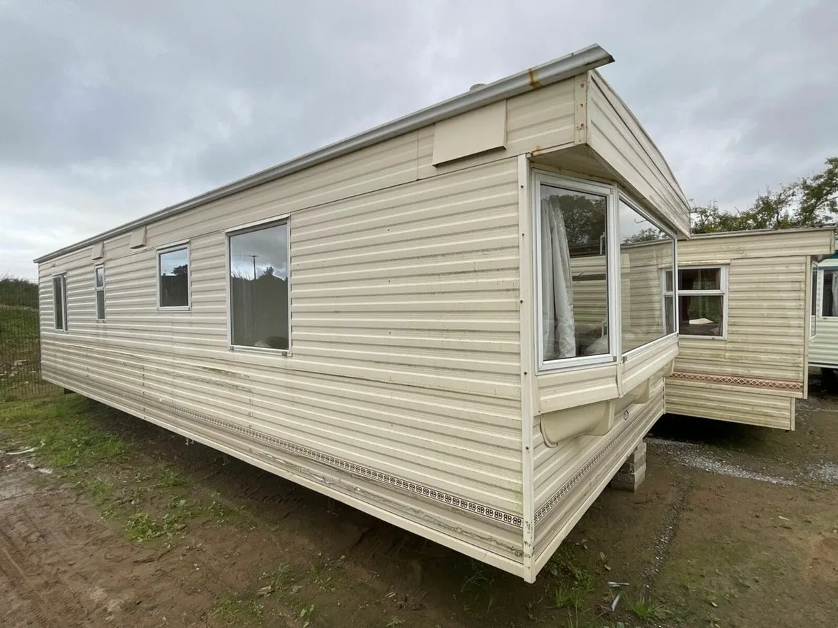33x12 BLUEBIRD 2 BEDROOM STATIC MOBILE HOME - Image 1