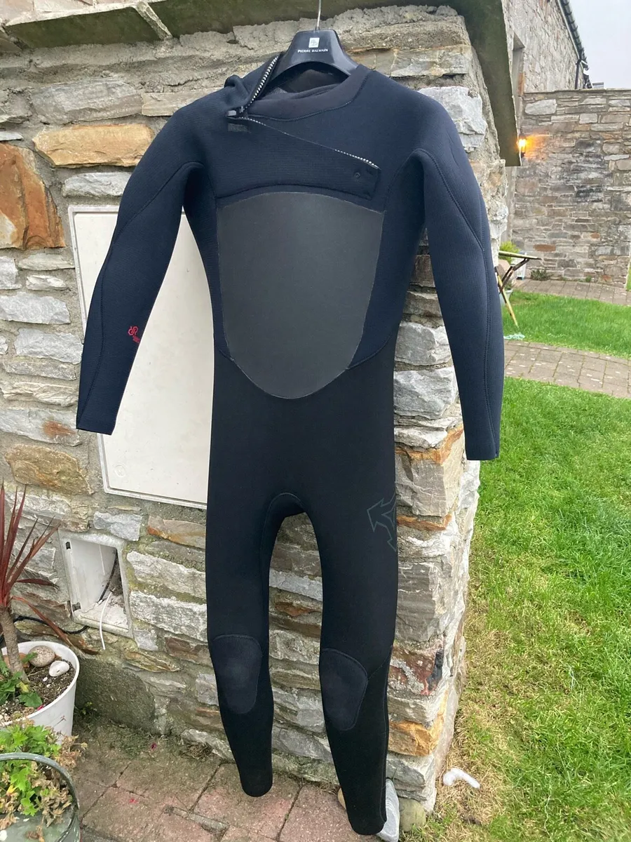 Wetsuit - Xcel Mens Infiniti X2 6/5mm Hooded Chest - Image 1