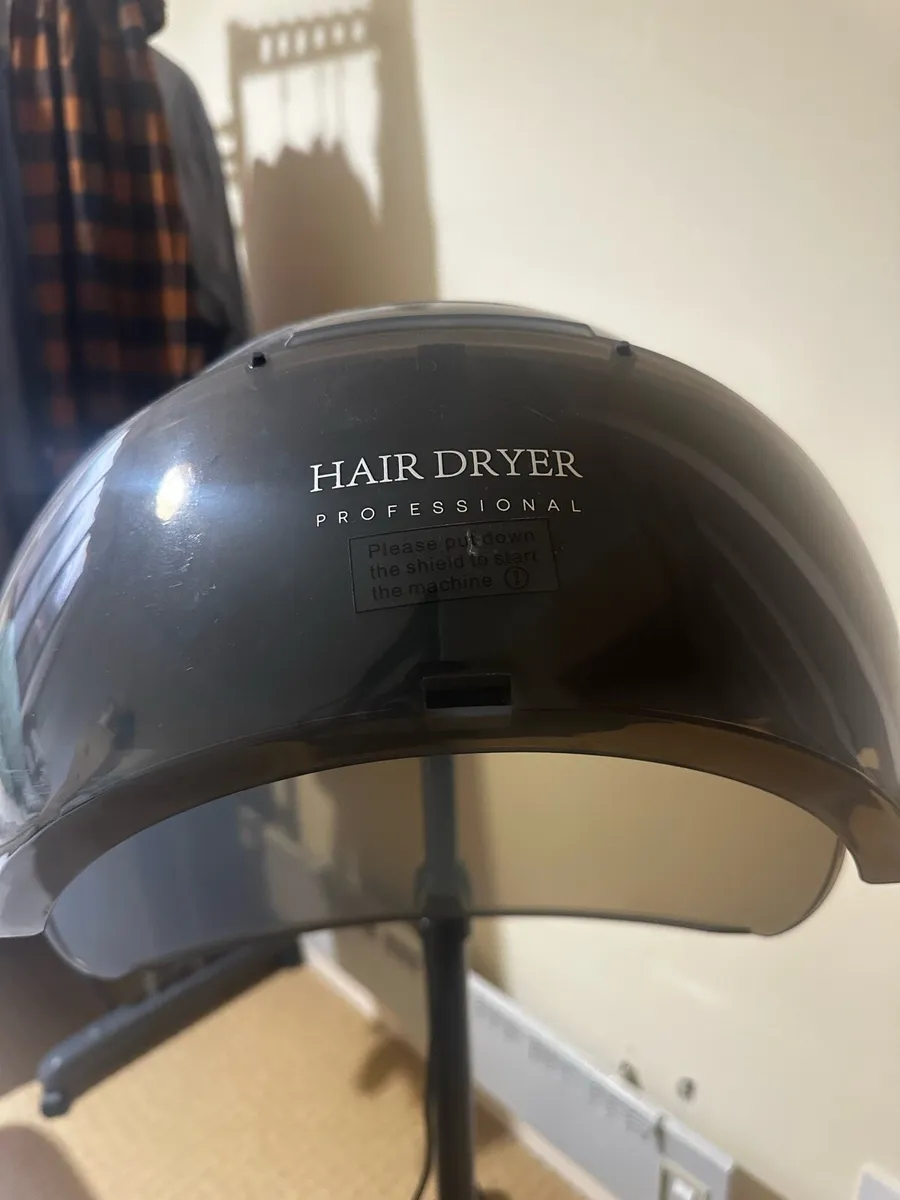 Hooded dryer - Image 2