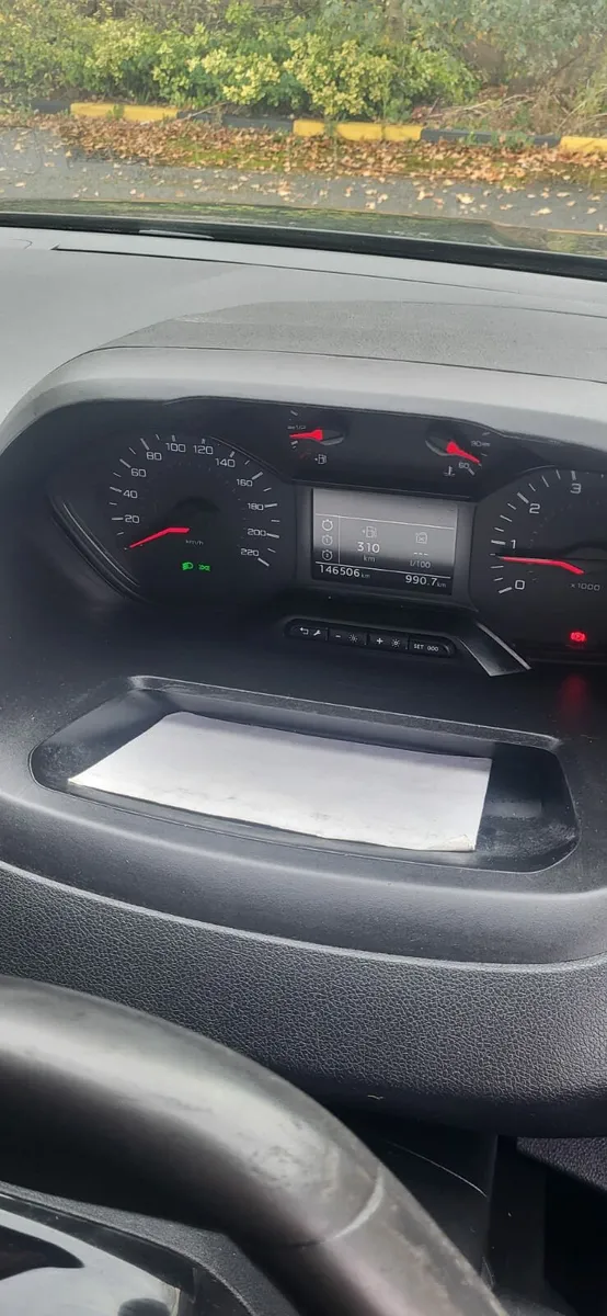 2019 Peugeot Partner Pro Plus LWB High Spec - Image 2