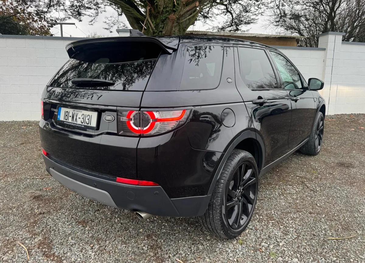 2018 Land Rover Discovery Sport - Image 3