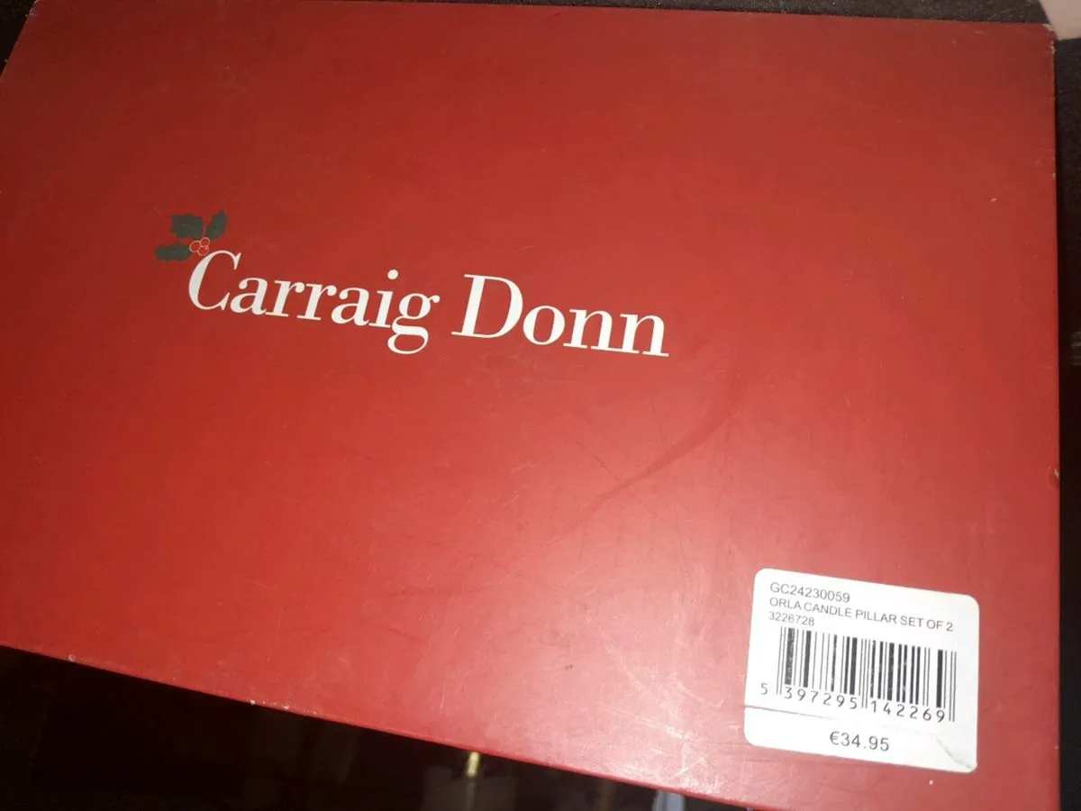 Pair of Carraig Donn candleholders brand new - Image 2