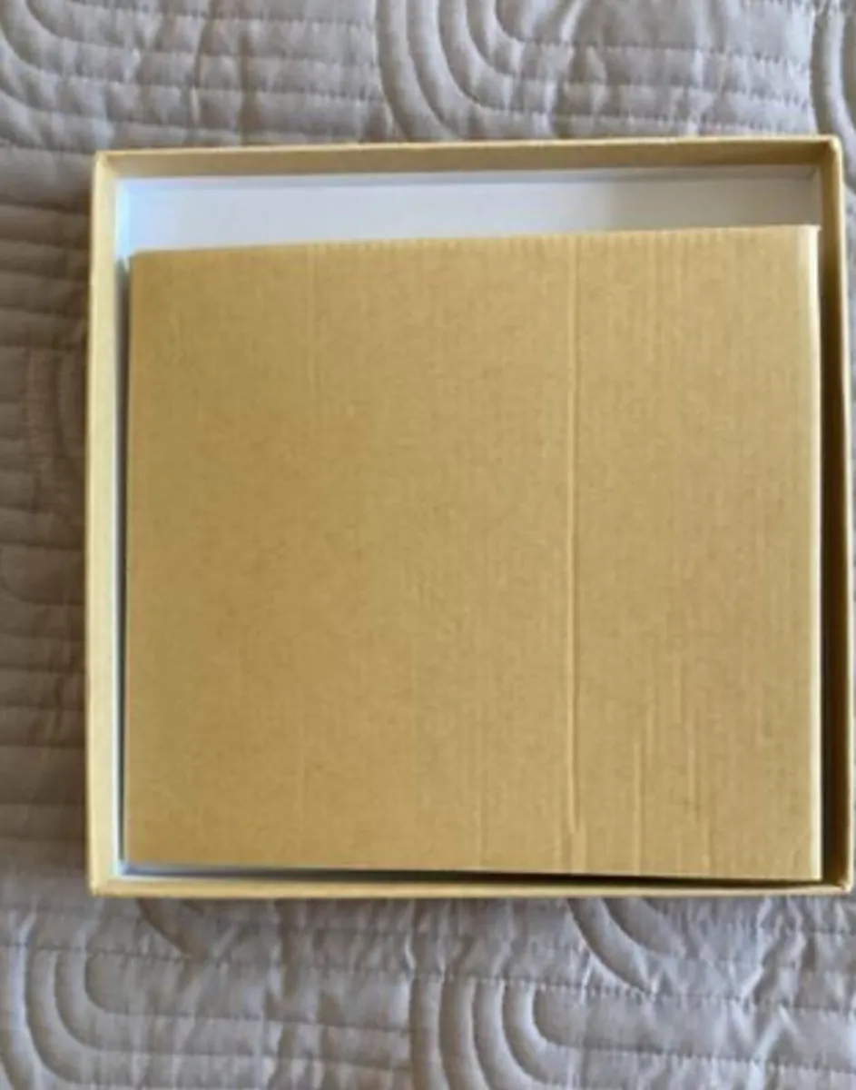 Christmas box - Image 2