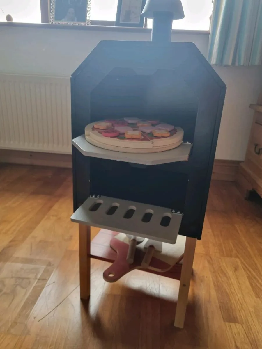 Toy pizza oven - Image 1