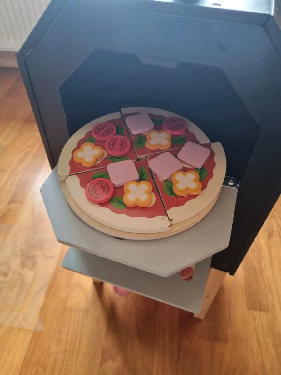 Toy pizza oven - Image 2