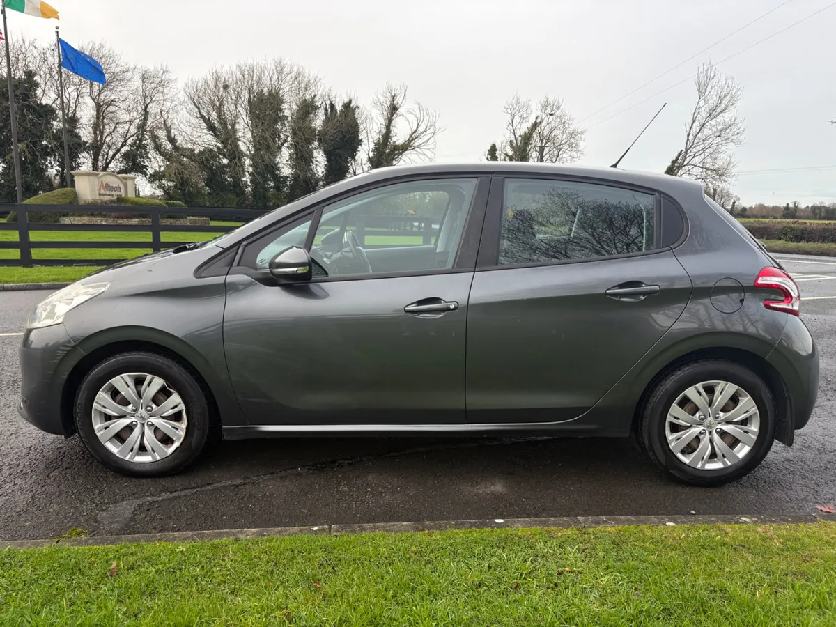 1L PETROL NEW NCT LOW MILEAGE - Image 4