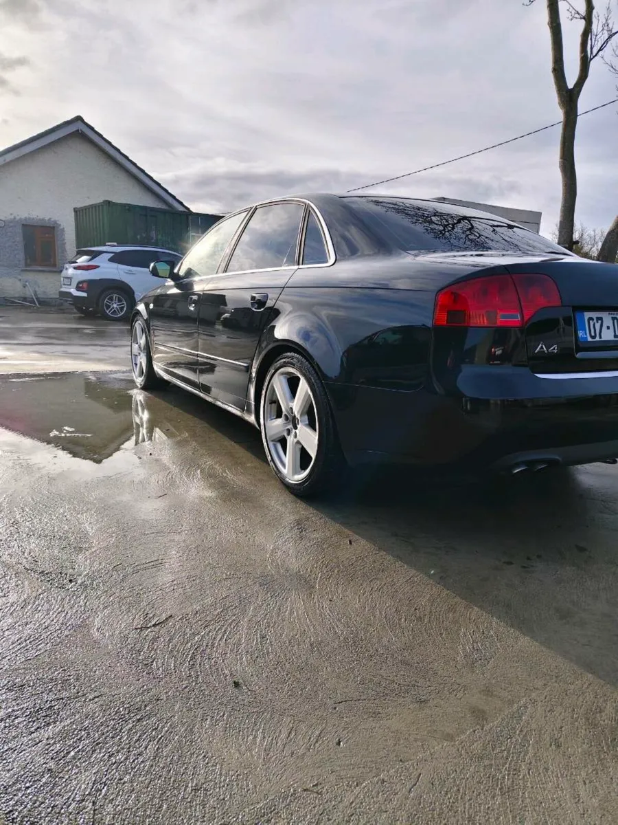 Audi A4 2.0 TDI 2007 - Image 3