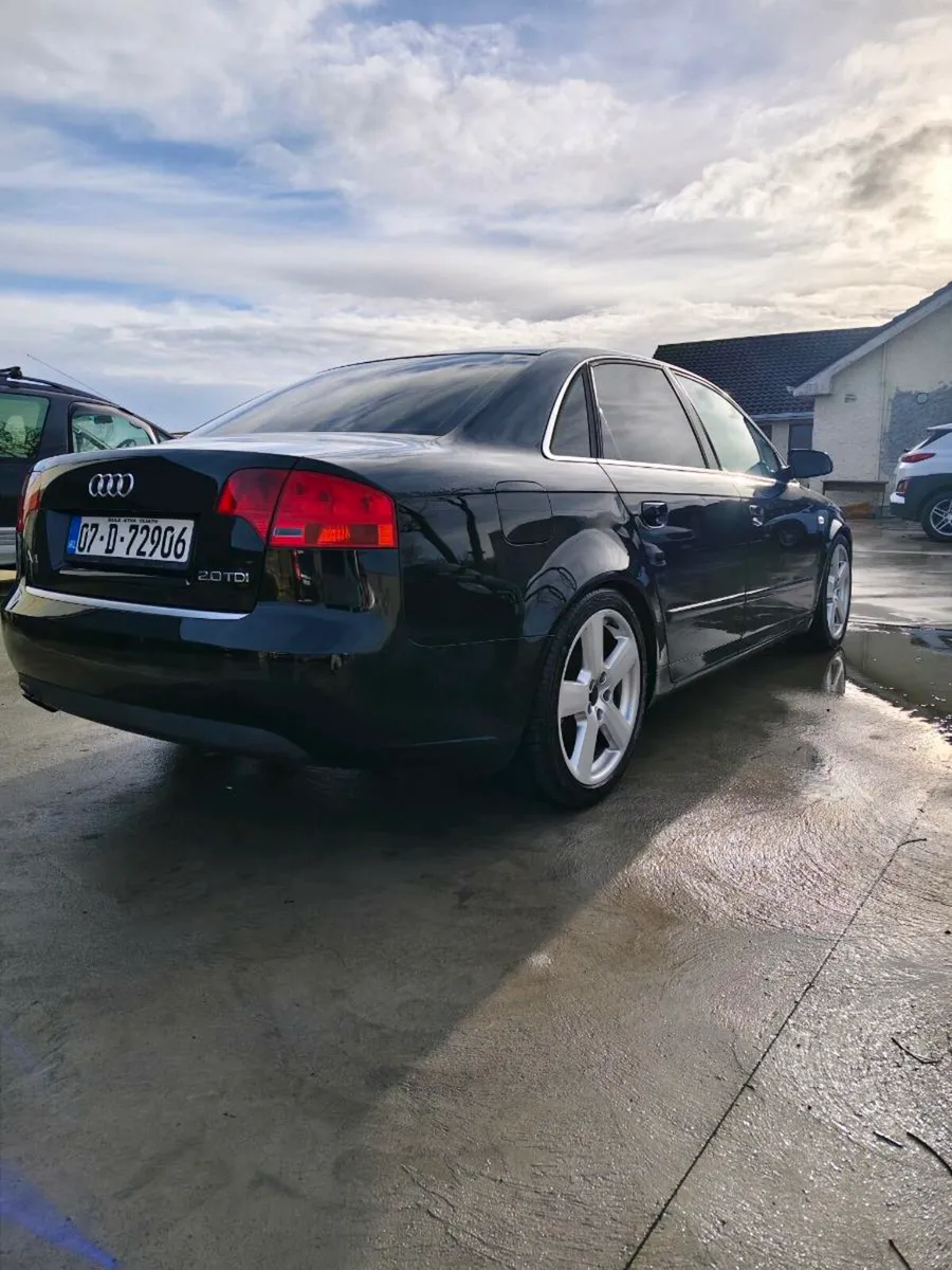 Audi A4 2.0 TDI 2007 - Image 4