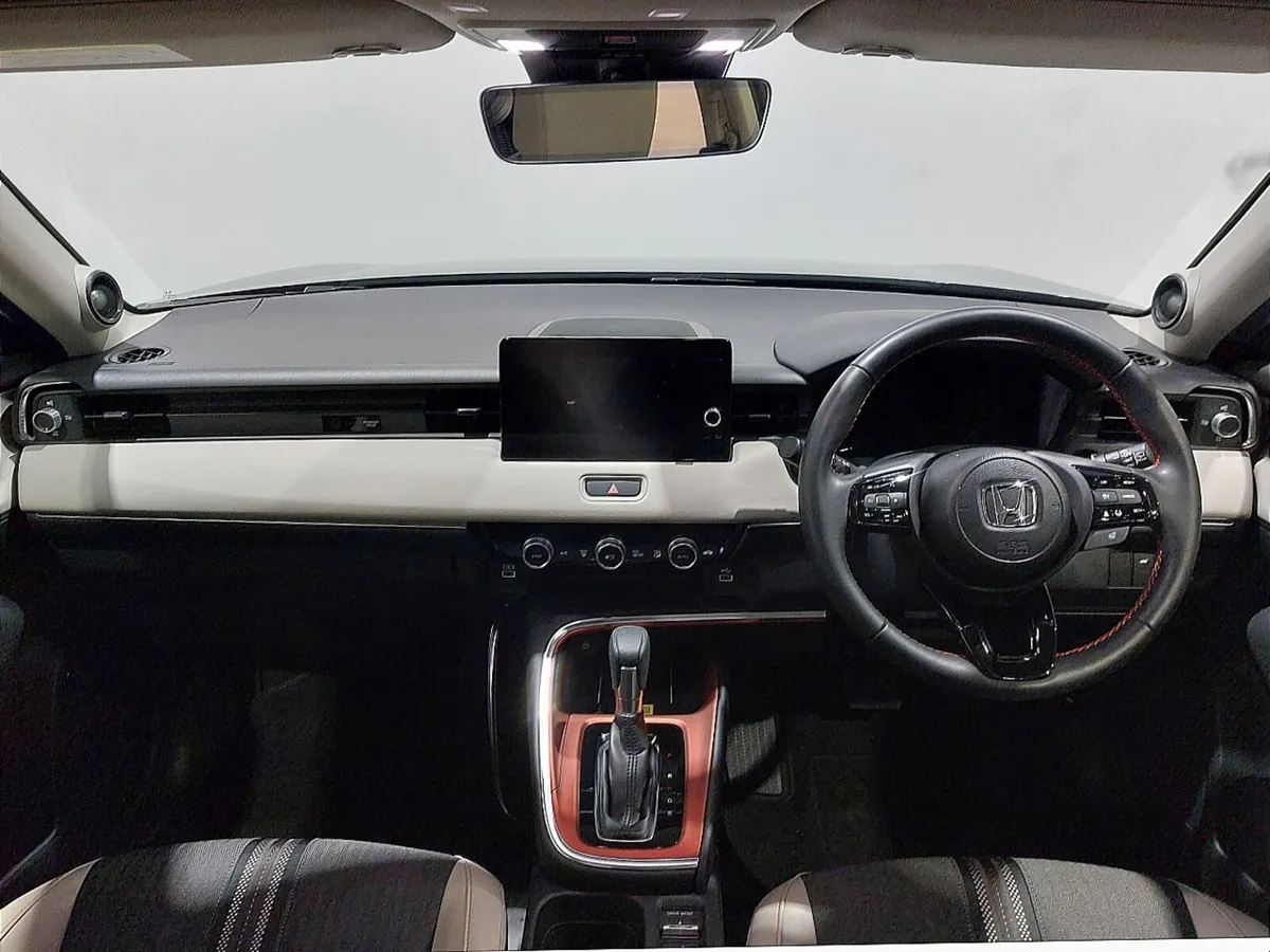Honda HR-V Hr-V Hatchback Advance Style - Image 4