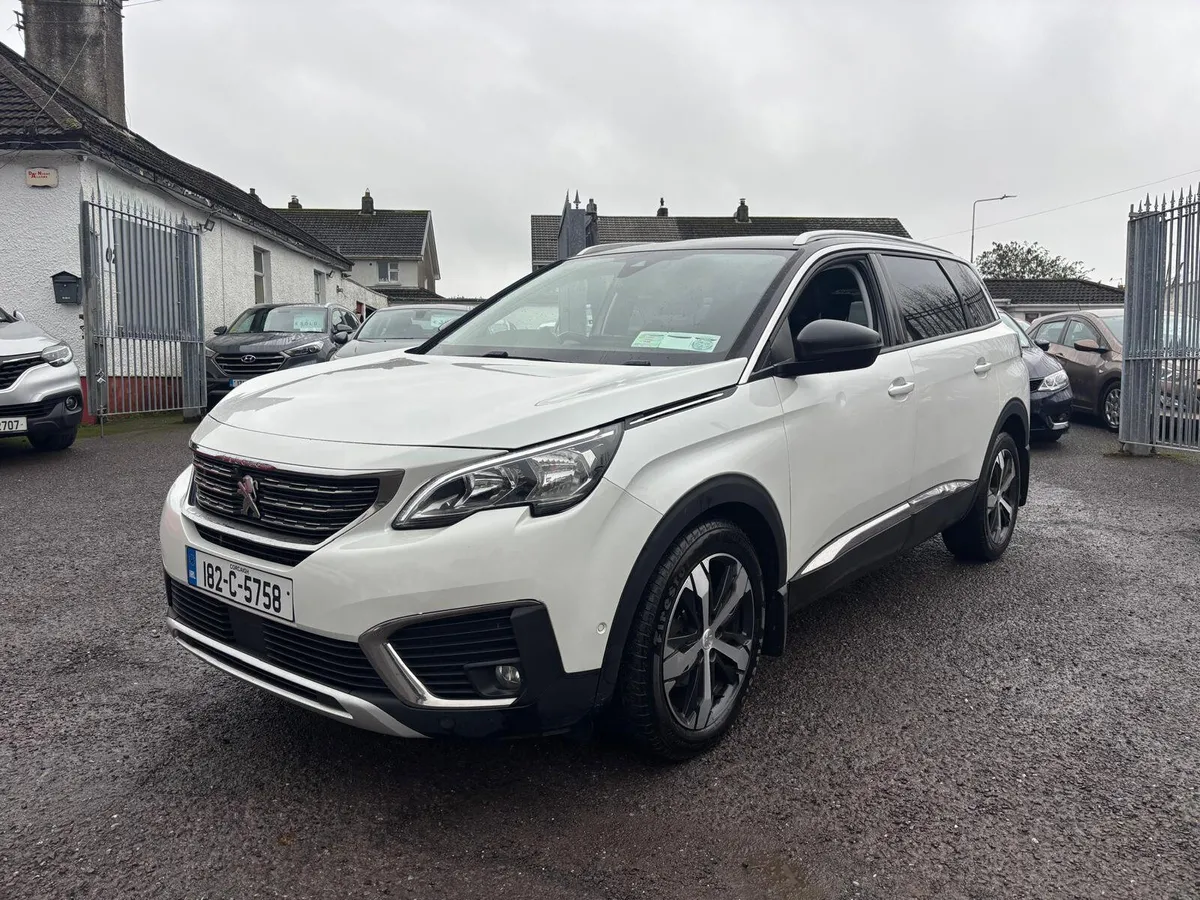 Peugeot 5008 2018  PETROL  AUTOMATIC 7 SEATER - Image 1