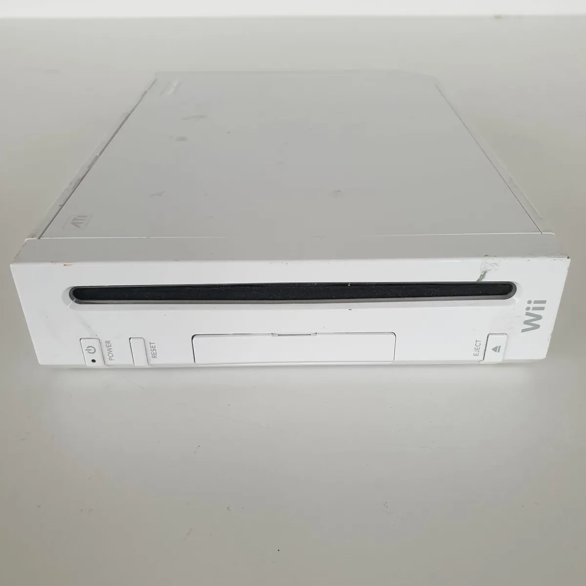 nintendo Wii console with balance board - Image 3