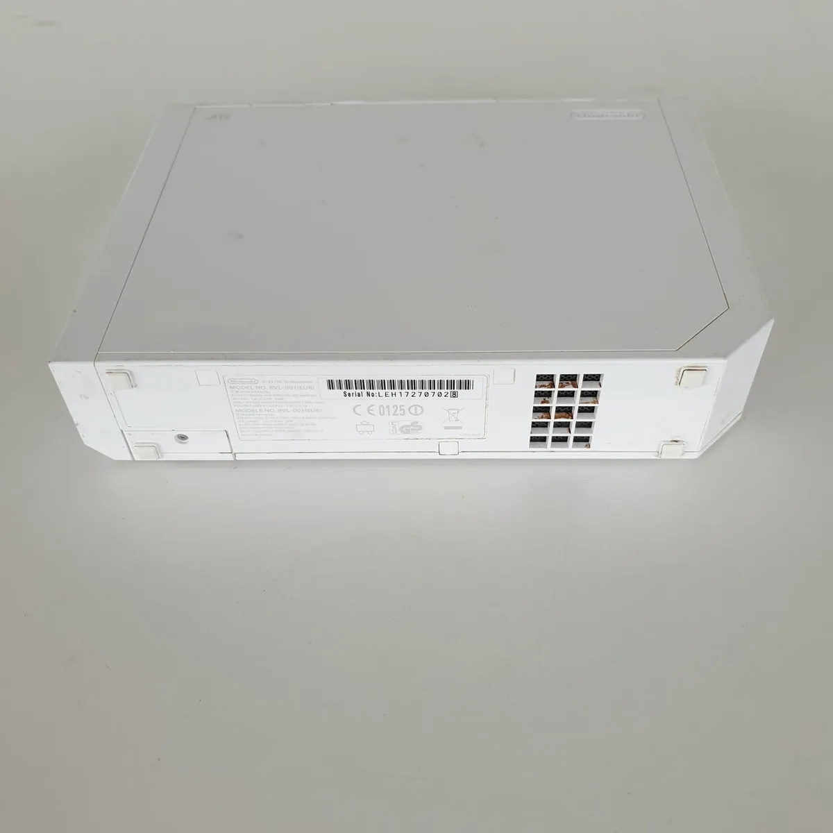 nintendo Wii console with balance board - Image 4