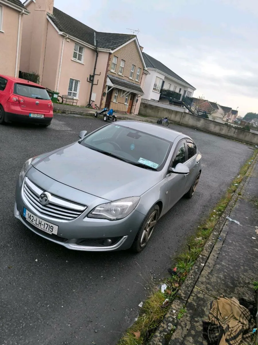Insignia - Punctured Tyre - NO OFFERS - Image 1
