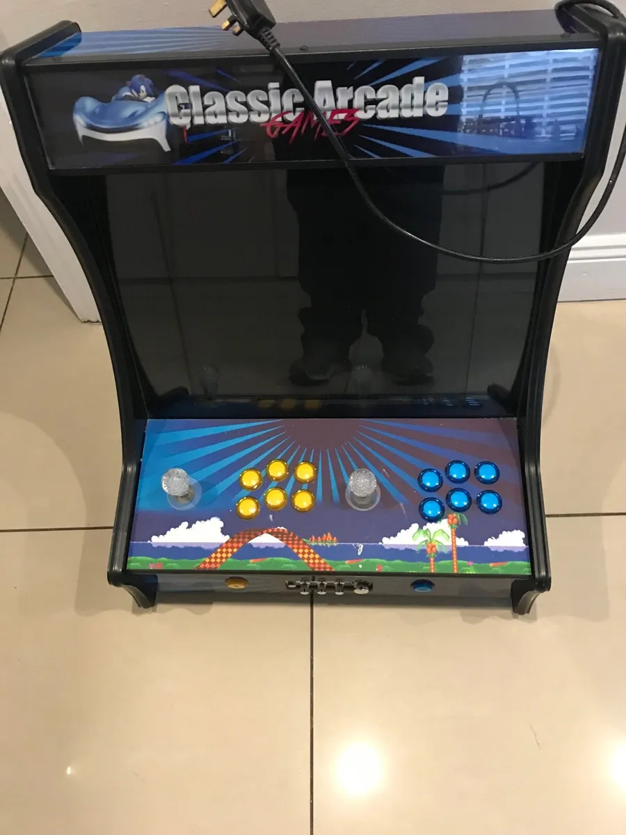 Arcade game - Image 1