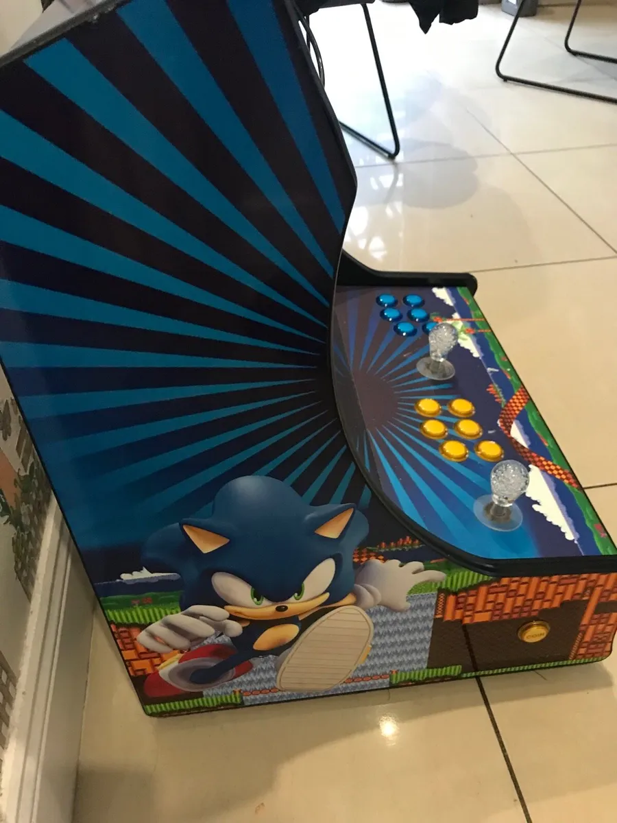 Arcade game - Image 2