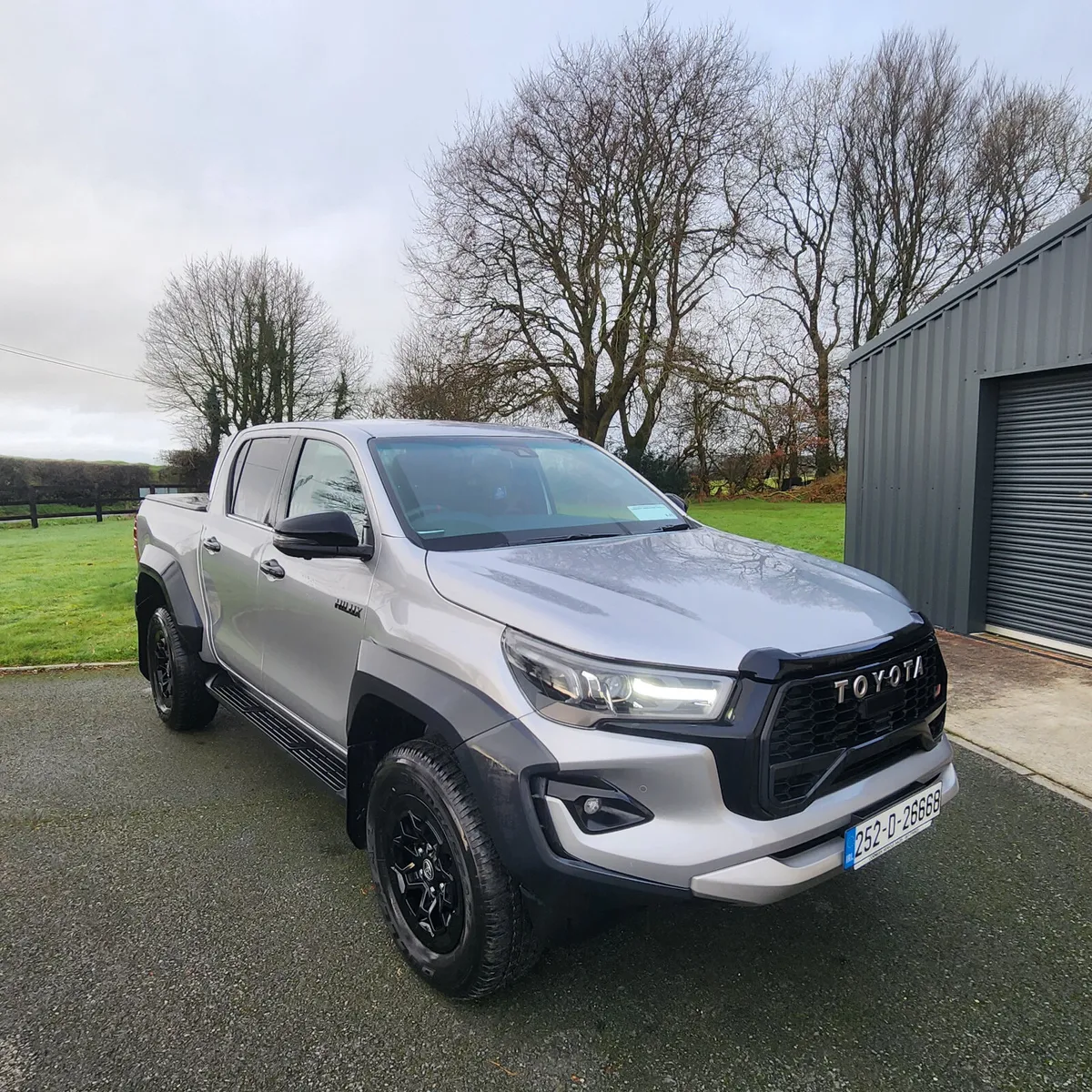 New Toyota Hilux  2.8 Gr sport - Image 1