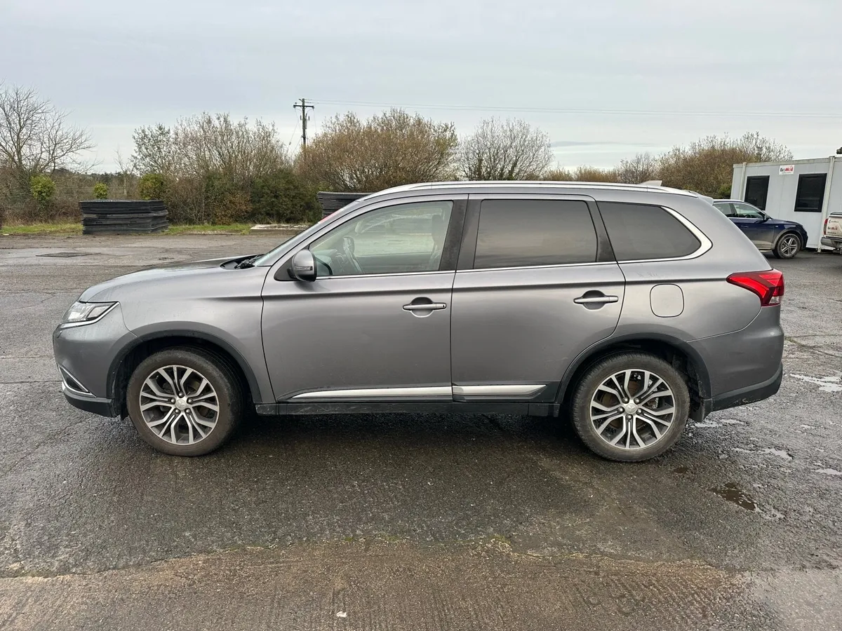 Mitsubishi Outlander 2018 - Image 4