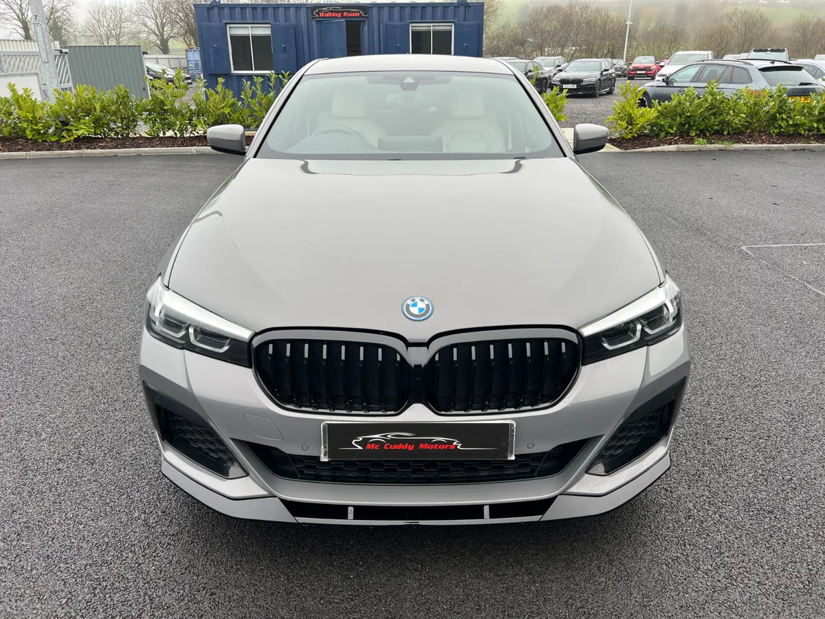 2022 (222) BMW 530E M Sport 2.0 Auto -Bernina Grey - Image 3