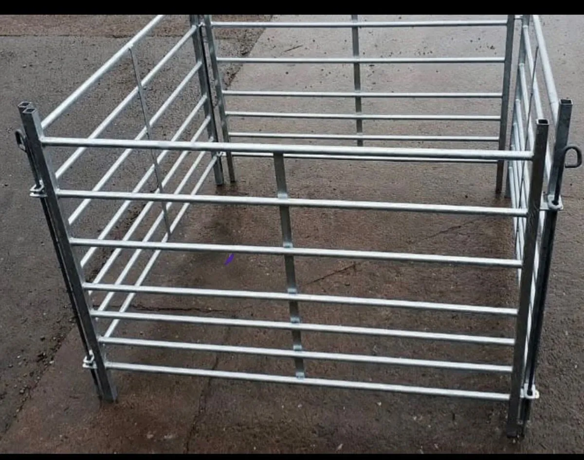 Sheep hurdles/sheep wire - Image 3