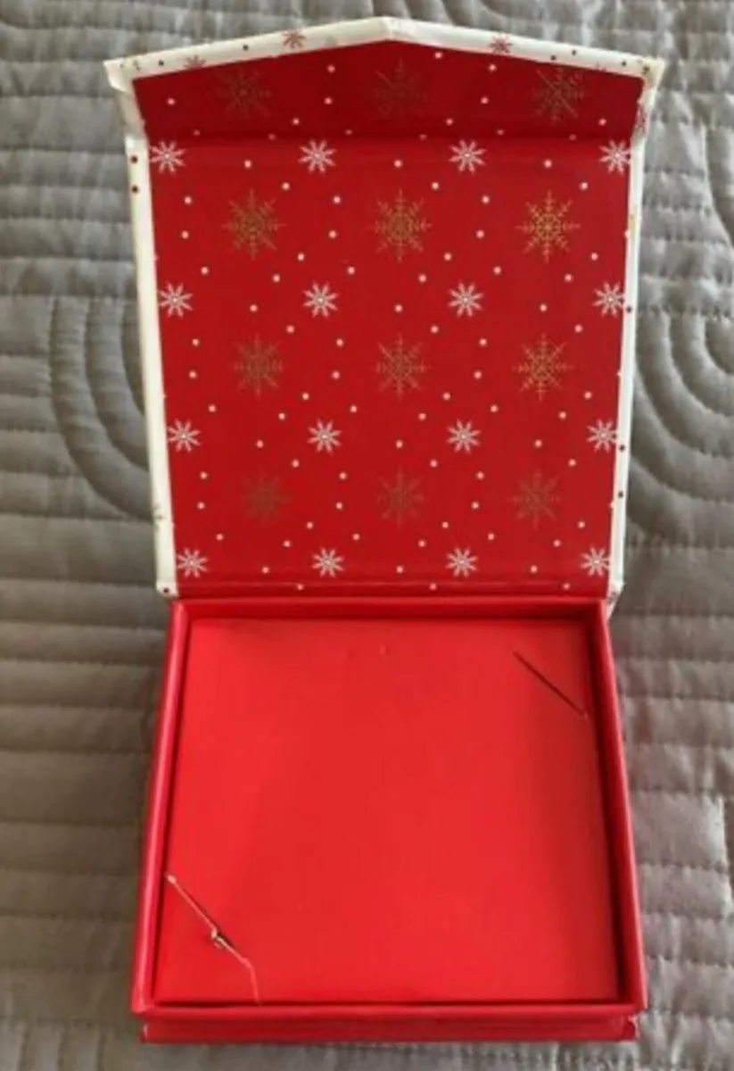 Christmas gift box - Image 2