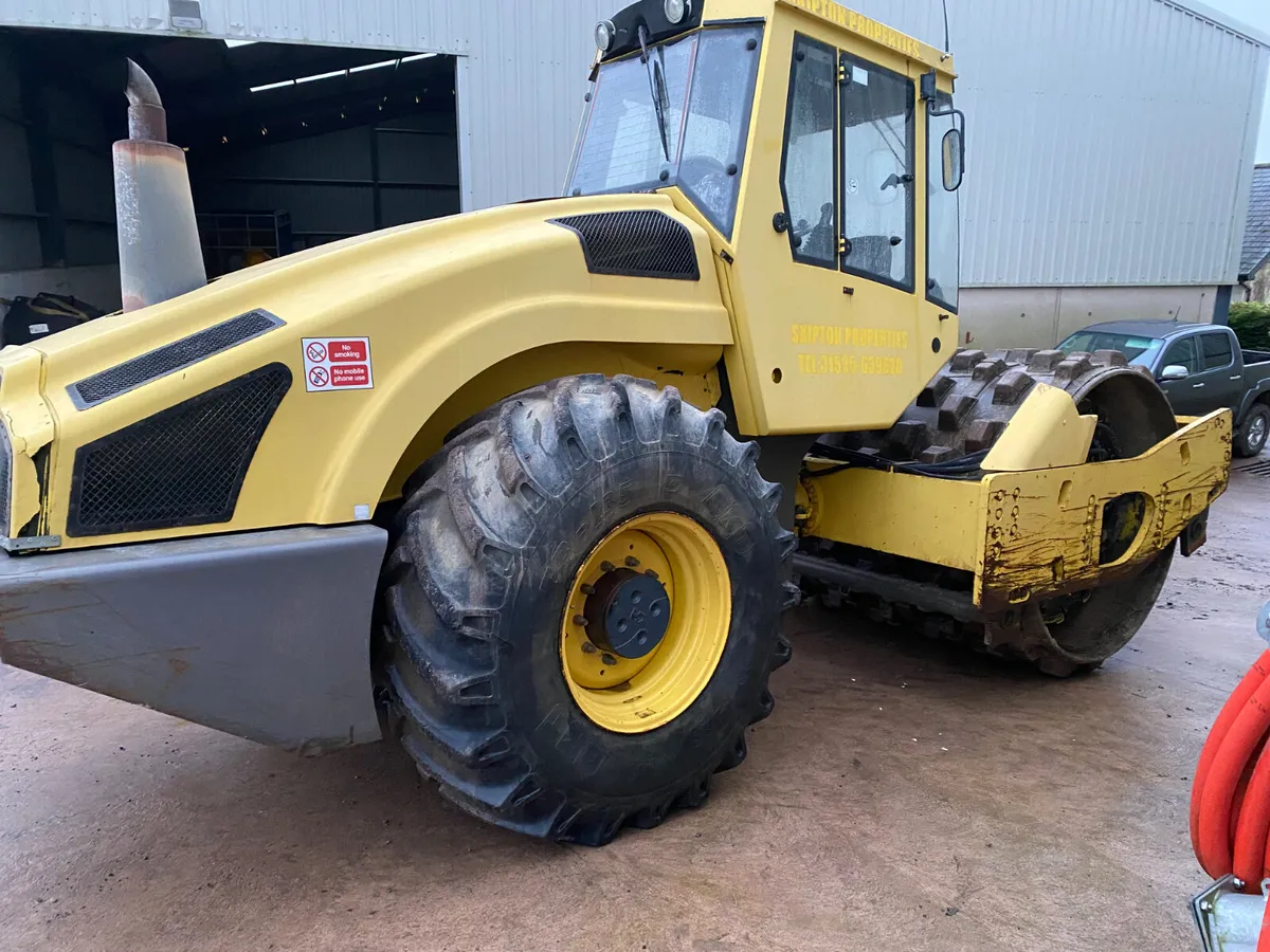 2004 BOMAG BW213 DH-4 - Image 1