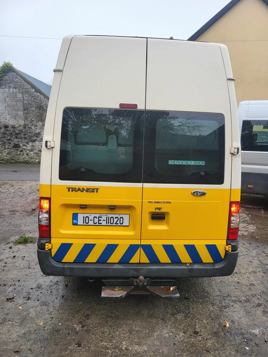 Ford Transit 2010 - Image 2