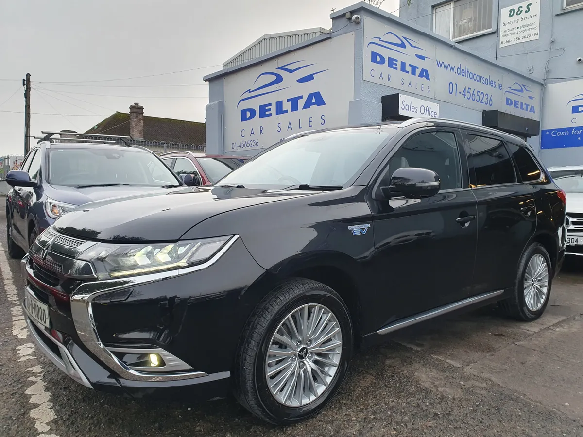 2018 MITSUBISHI OUTLANDER GX4H PETROL PLUG IN HYBR - Image 2