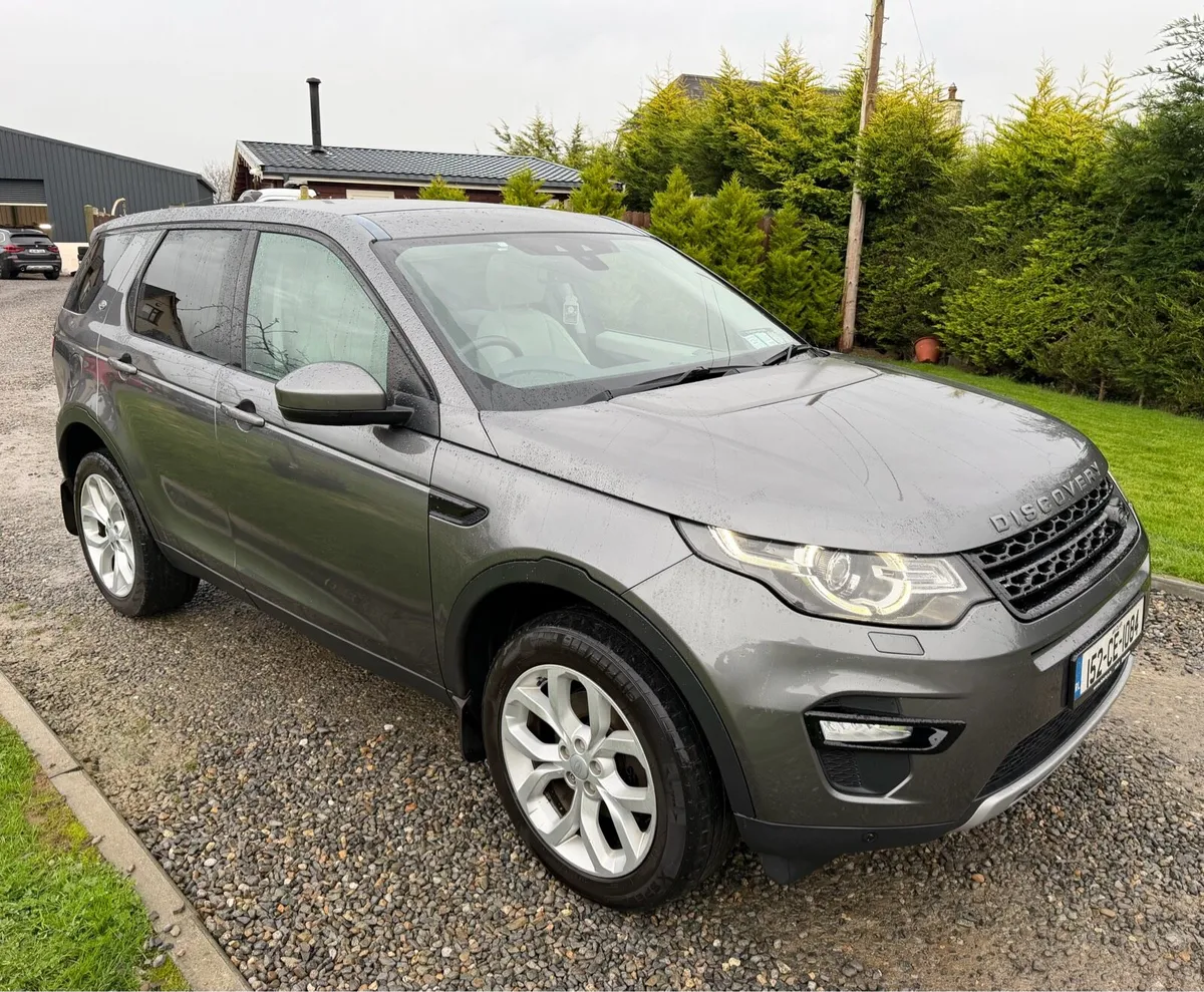 Land Rover Discovery Sport - Image 2