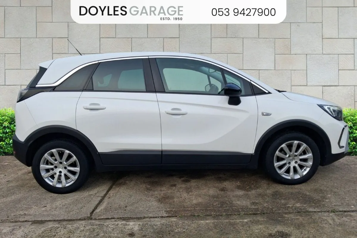 Opel Crossland Elite 1.5 Turbo Diesel 110bhp - Image 2