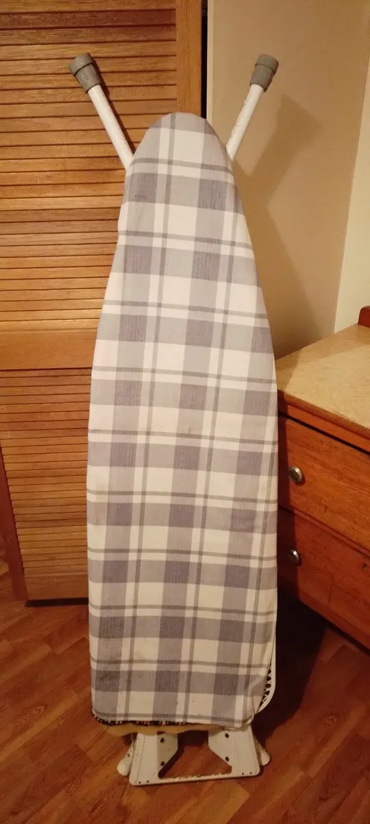 Iron + Ironing Board - Image 2