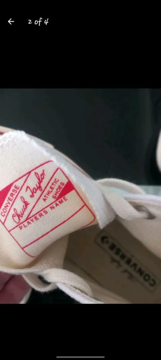 Chuck Taylor Converse - Image 2