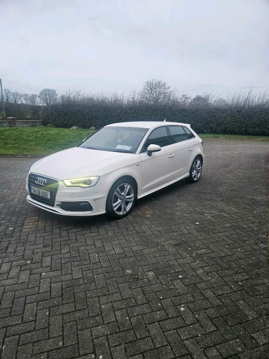 Audi A3 S-Line 1.6L - Image 4