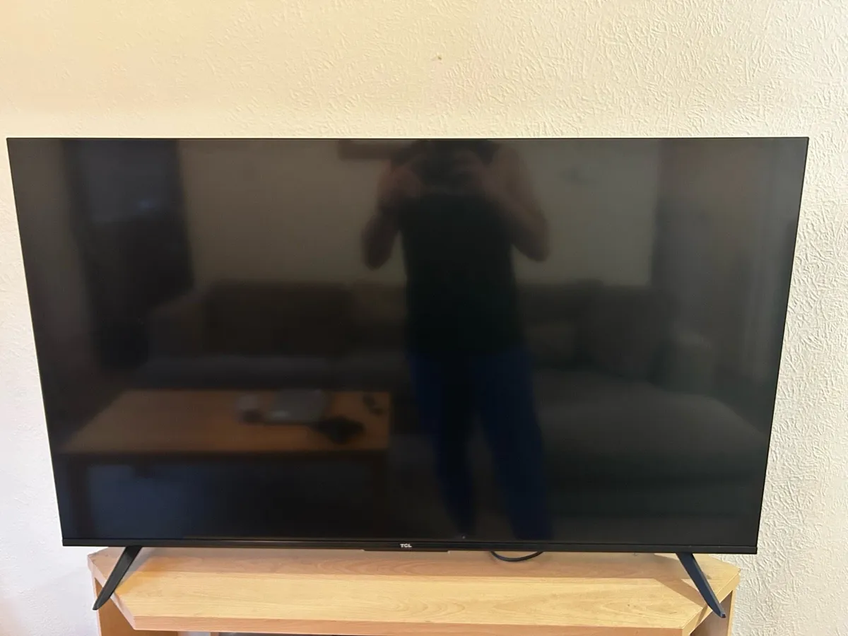 TLC 50´ 4K HDR Android TV - Still Under Warranty - Image 1