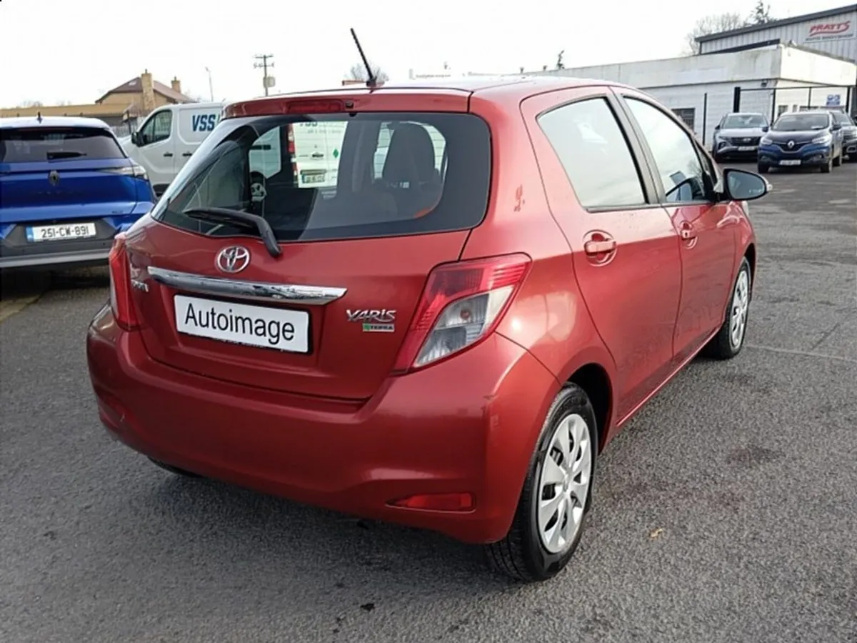 Toyota Yaris 1.0 VVT-i Sport - Image 2