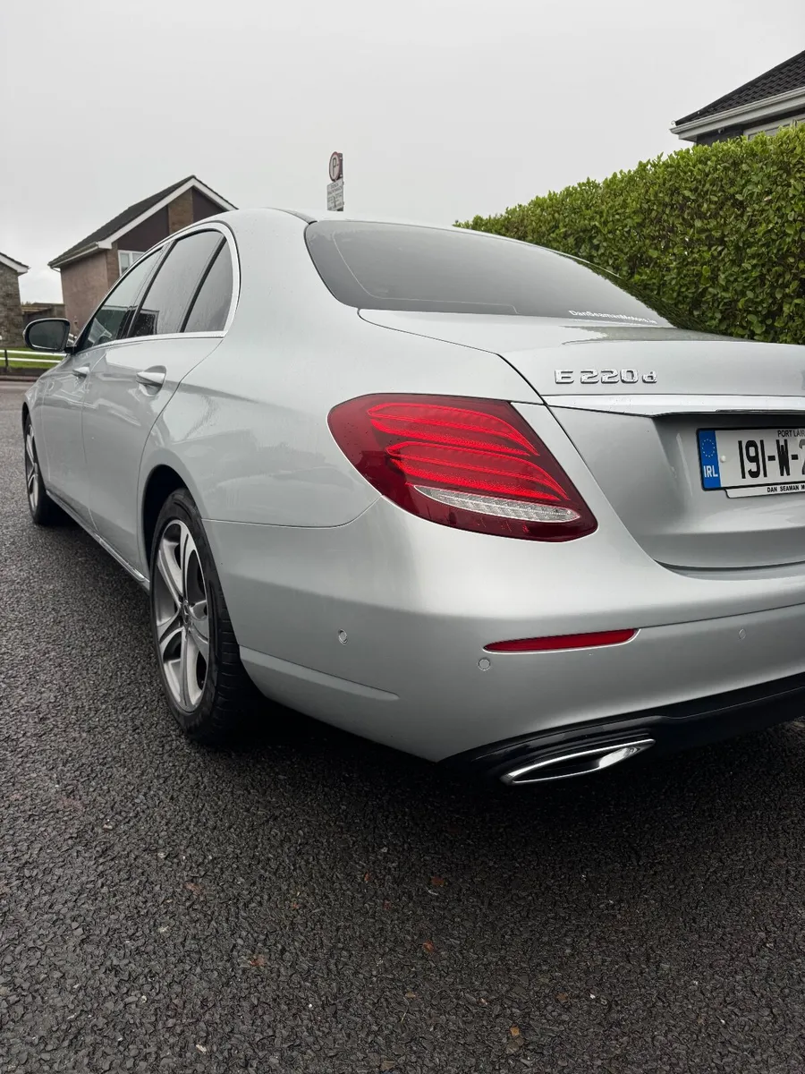 Mercedes-Benz E-Class 2019. E220 - Image 3
