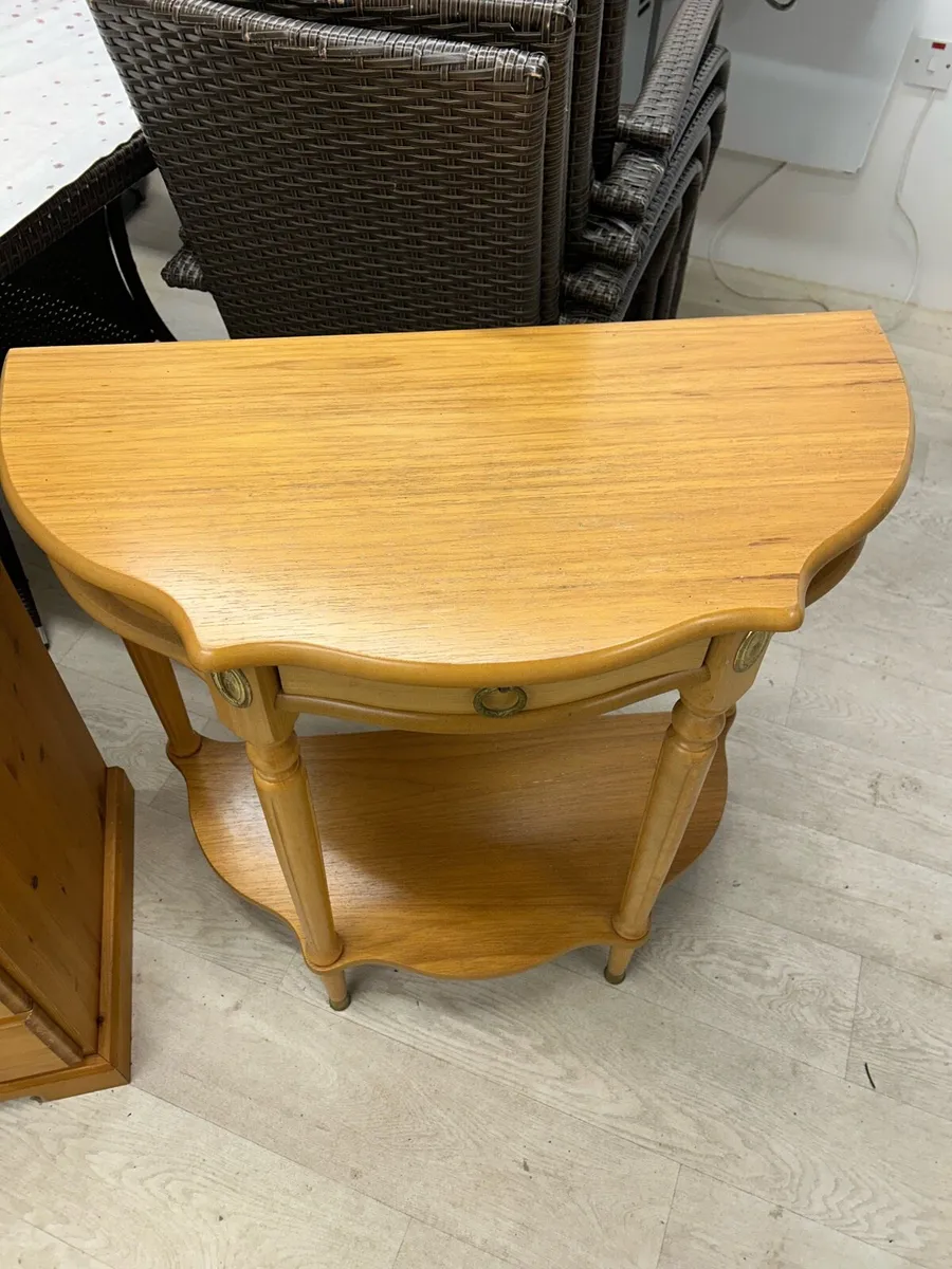 Phone stand - Image 1