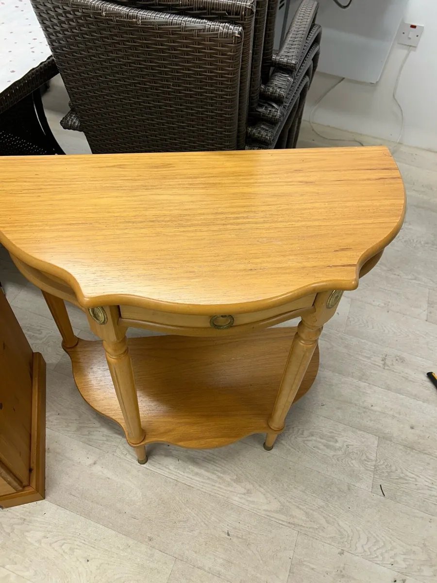 Phone stand - Image 2