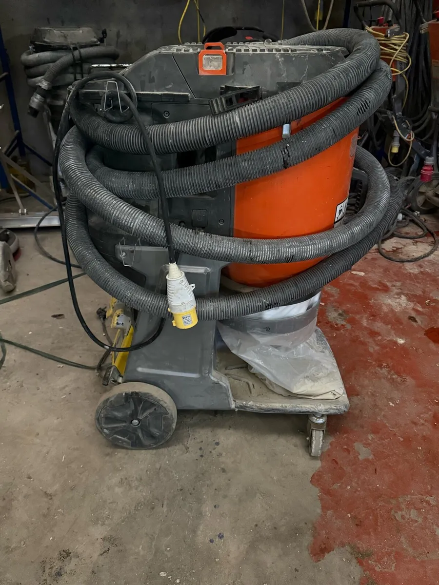 Husqvarna DE120 vaccume - Image 2