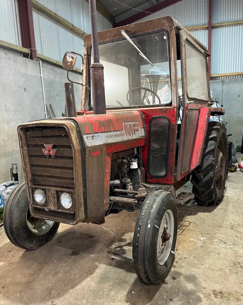 Massey Ferguson 550 - Image 1