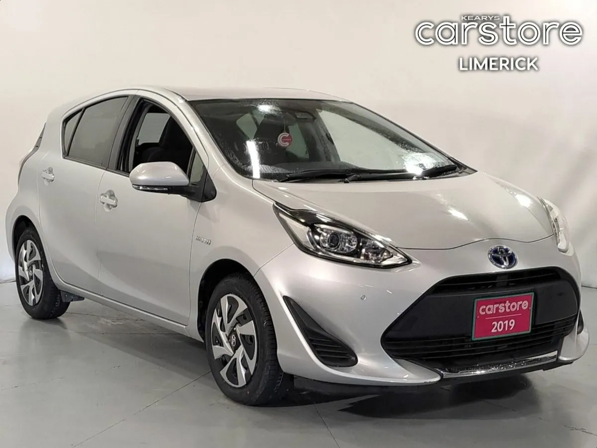 Toyota Aqua 1.5 HYBRID - Image 1