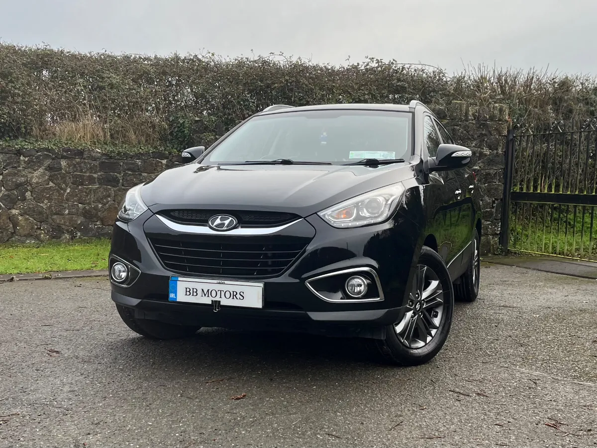 Hyundai ix35 1.7 Diesel Celebration LE 2WD - Image 2