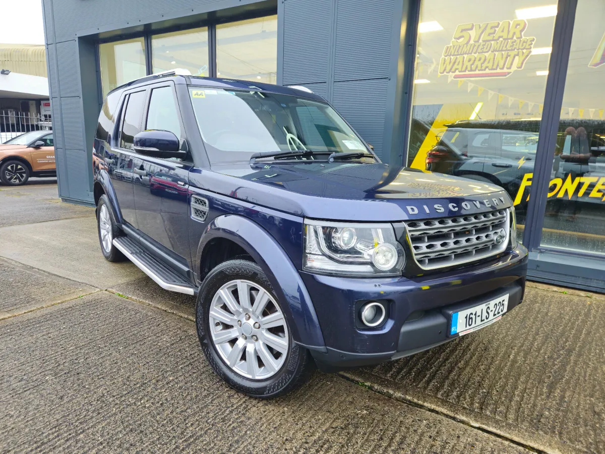 Land Rover Discovery 3.0 TDV6 - Image 1