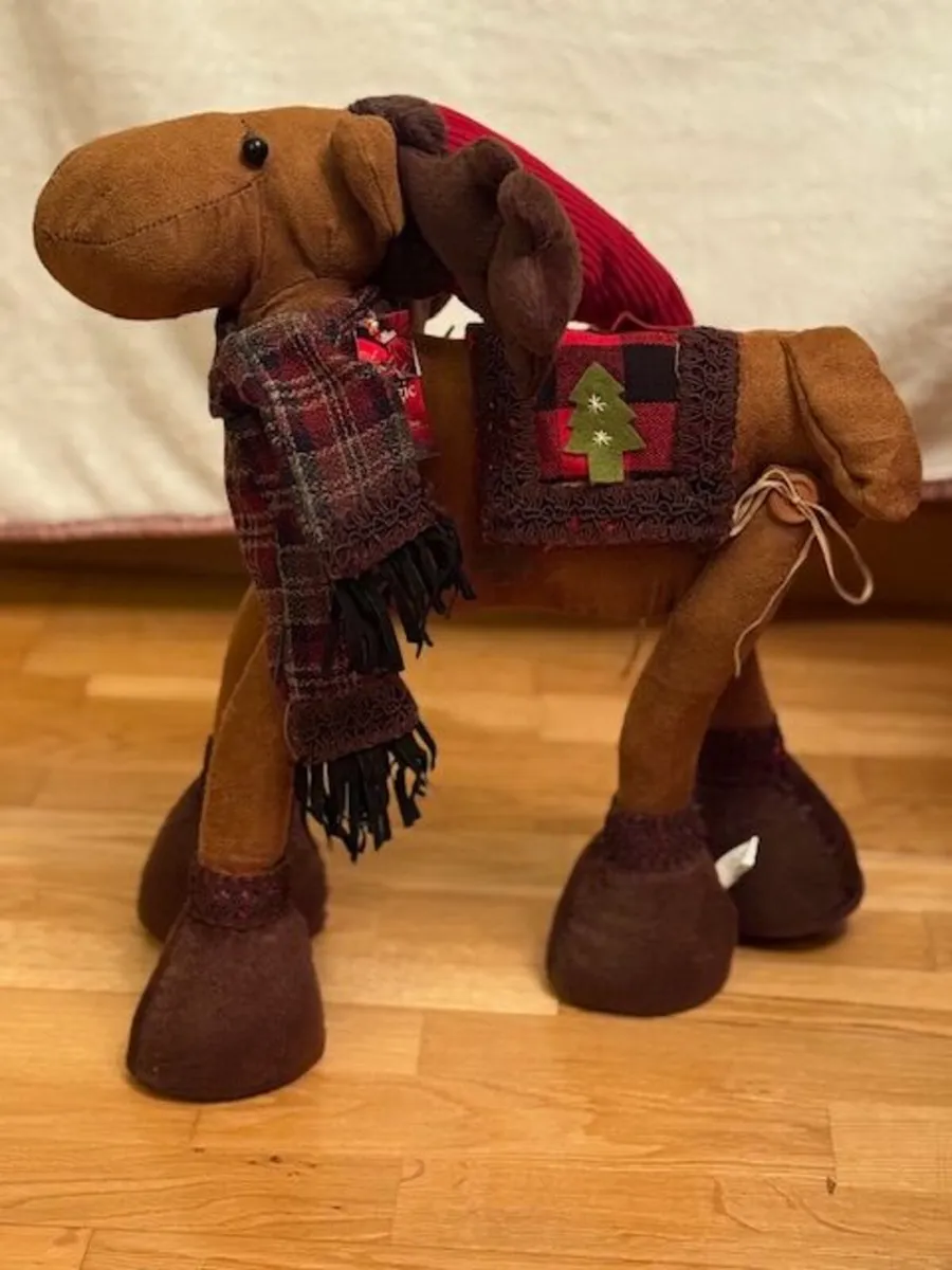 Christmas Reindeer - Image 2