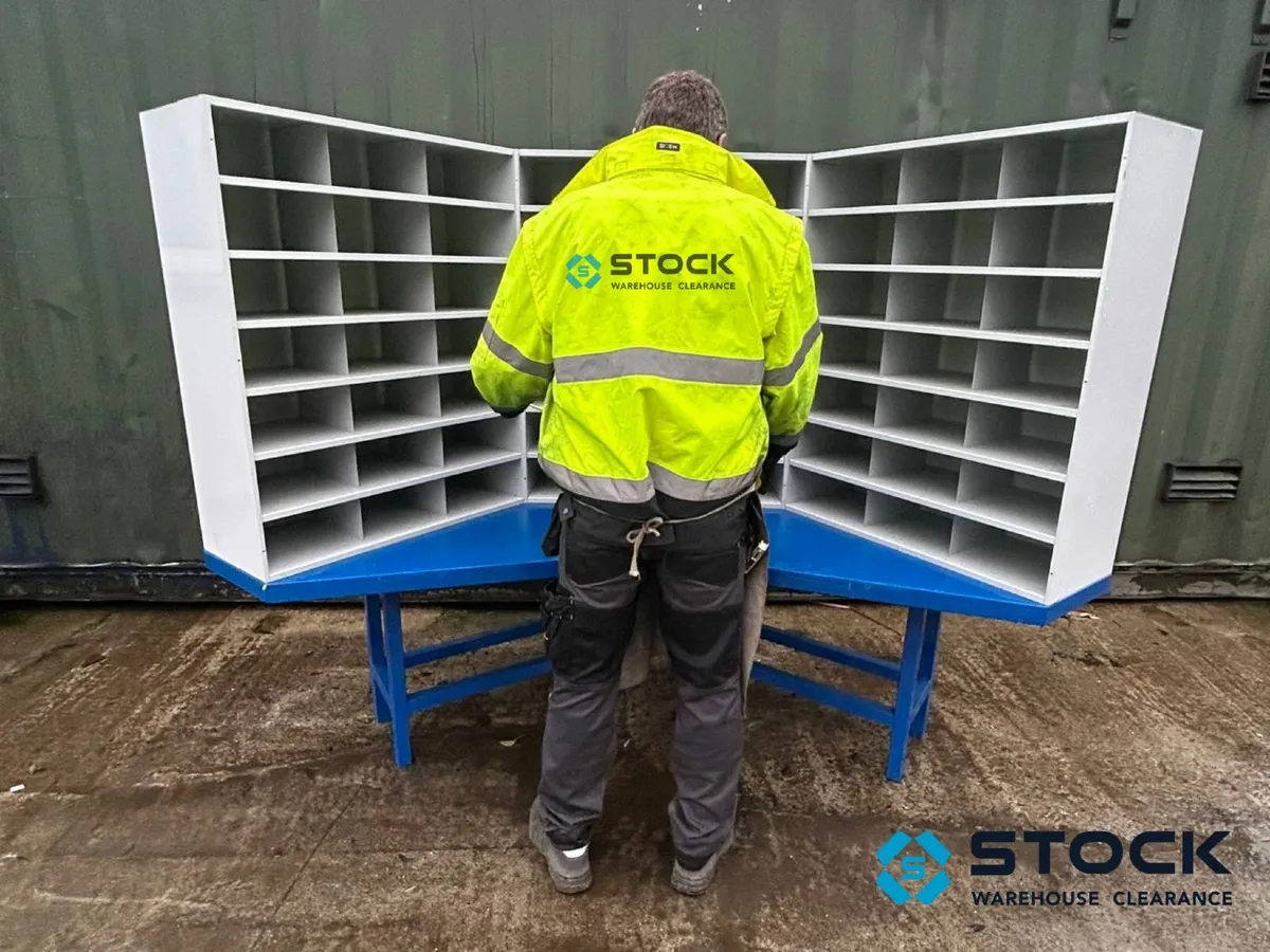 Pigeon hole workbench - Image 3