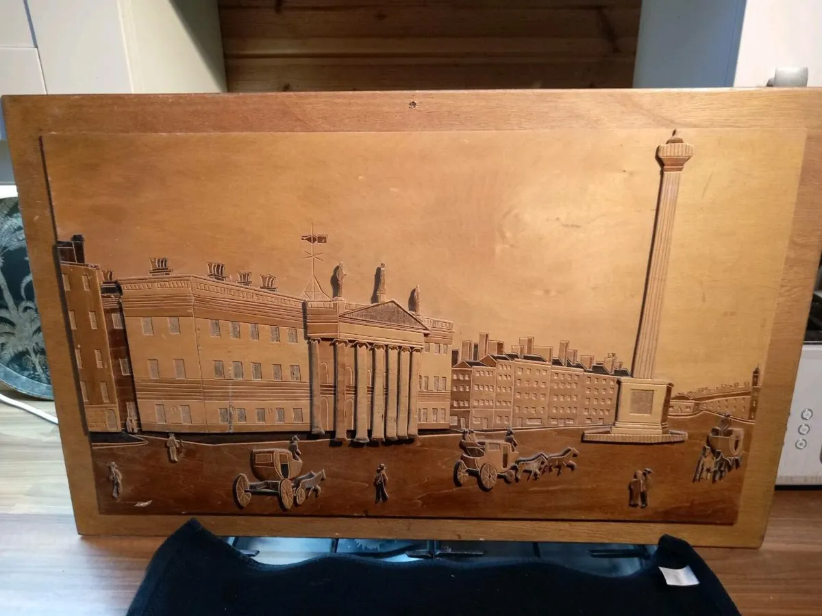 Large handmade Dublin artwork, D18 - Image 1
