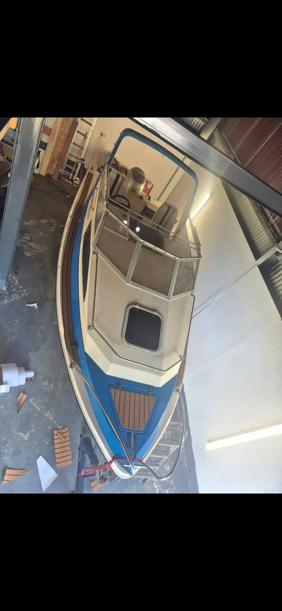 Falcon spc18ft boat - Image 1